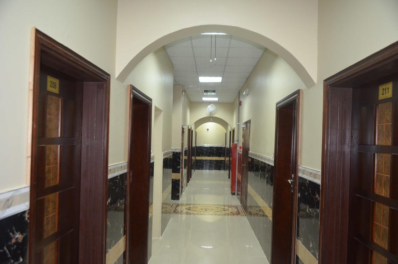 Five Continents Hotel Sur Bagian luar foto