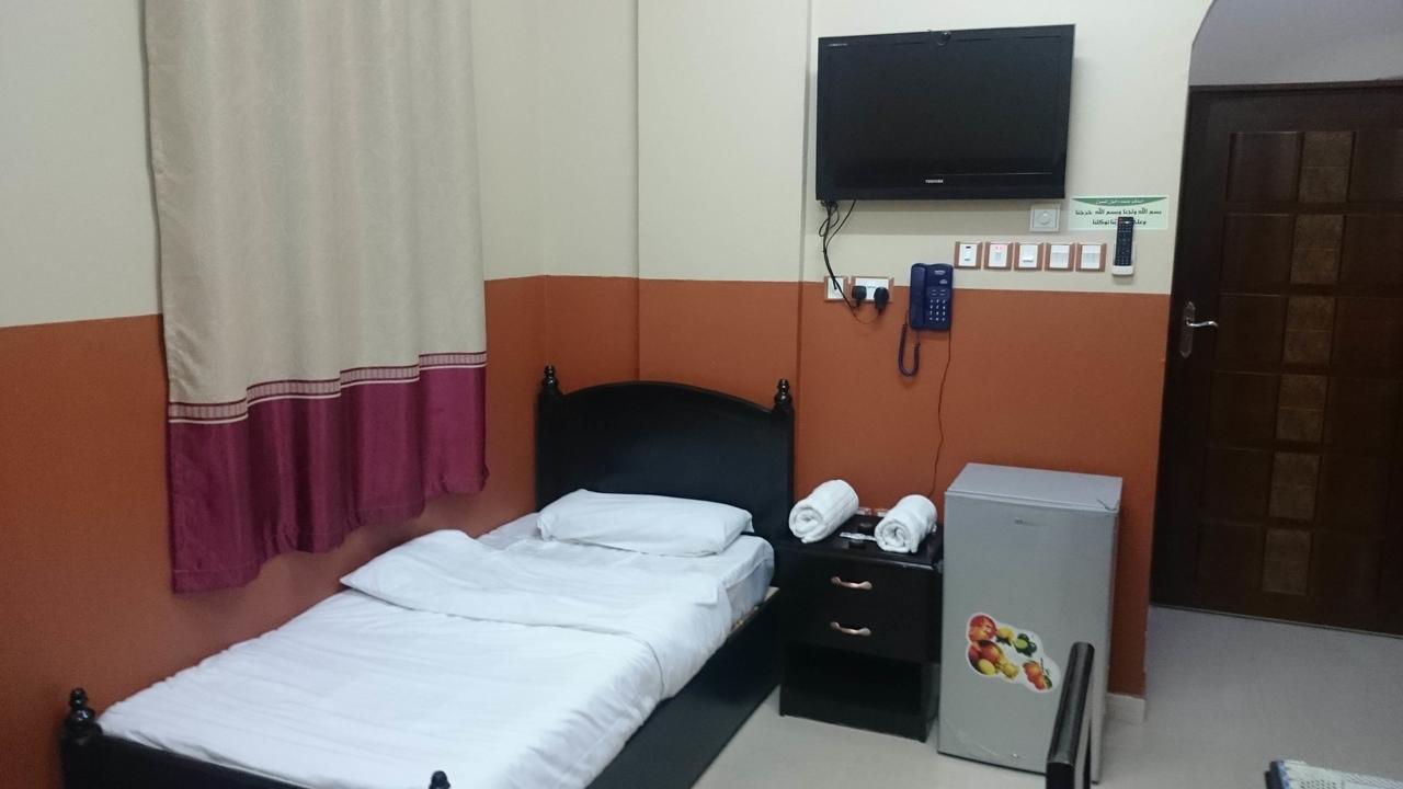 Five Continents Hotel Sur Bagian luar foto