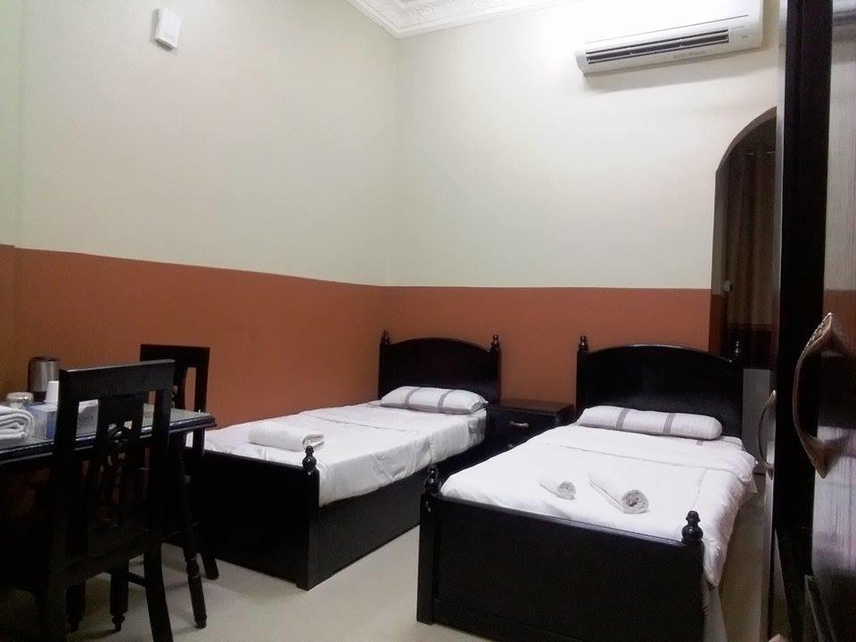 Five Continents Hotel Sur Bagian luar foto