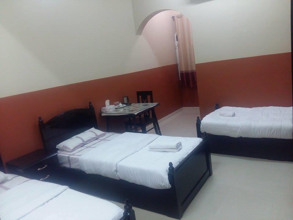 Five Continents Hotel Sur Bagian luar foto