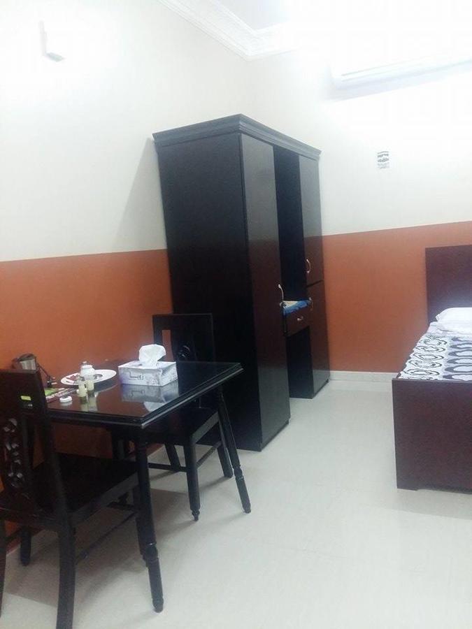 Five Continents Hotel Sur Bagian luar foto
