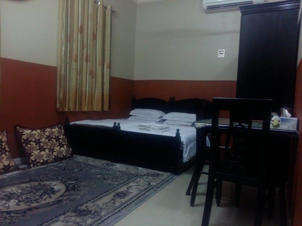 Five Continents Hotel Sur Bagian luar foto