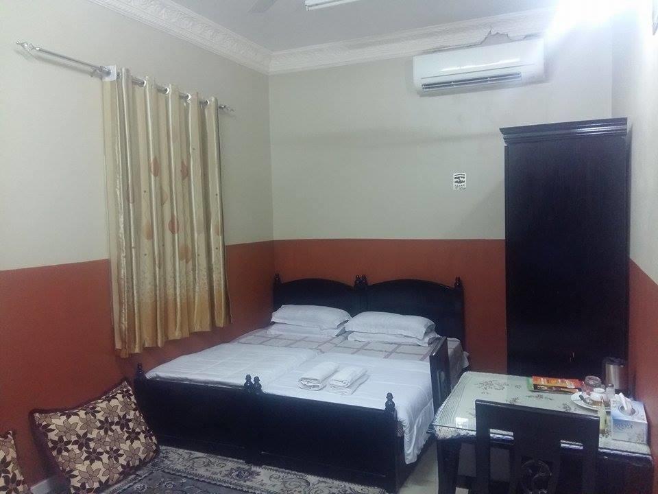 Five Continents Hotel Sur Bagian luar foto